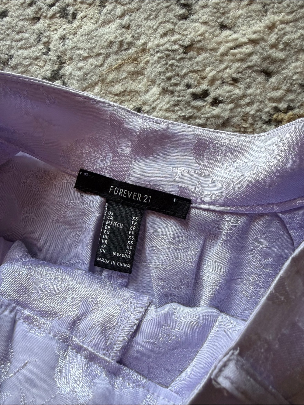 Forever 21 Lavender Jacquard Crop Top & Pleated Shorts Set - Picture 4 of 8
